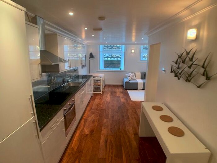 1 Bedroom Flat To Rent In Wellington Street, Leeds LS1