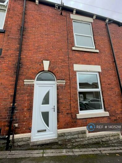 2 Bedroom Terraced House To Rent In Set Street, Stalybridge, SK15