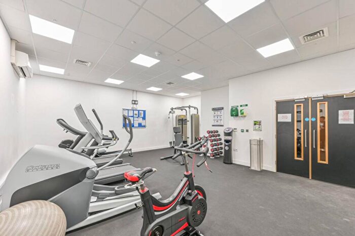 1 Bedroom Flat For Sale In Discovery Tower, , Royal Docks, London, E16