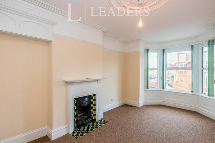 3 Bedroom Maisonette To Rent In London Road, Portsmouth PO2