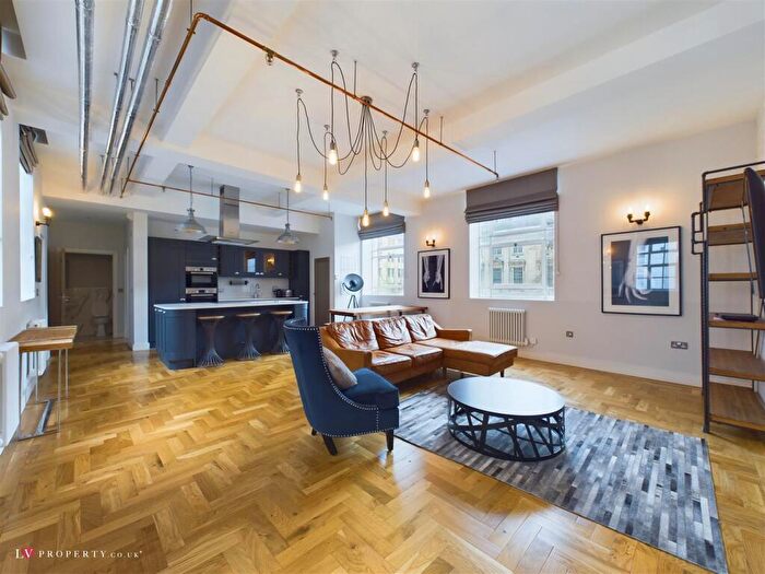 2 Bedroom Apartment To Rent In Great Charles Street Queensway, B3