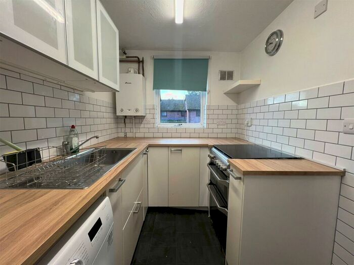 3 Bedroom Terraced House To Rent In Abbotsbury, Bracknell, Berkshire, RG12