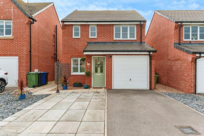 3 Bedroom Detached House For Sale In Fairway Drive, Humberston, DN36
