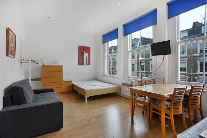 Studio To Rent In Collingham Place, London, SW5