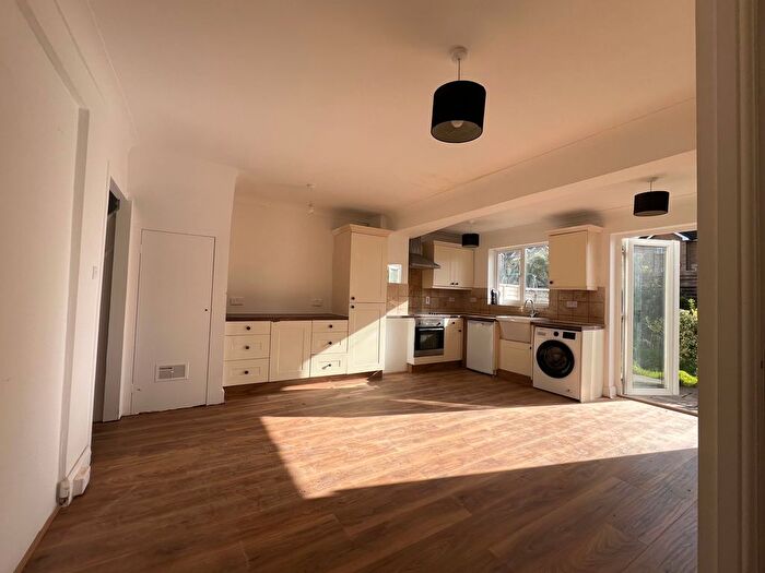 1 Bedroom Terraced House To Rent In Arterial Road, Grays, RM16