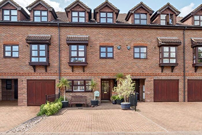 4 Bedroom Terraced House For Sale In Knowle Gardens, West Byfleet, Surrey, KT14