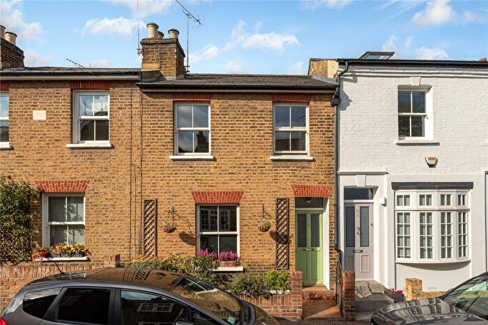 3 Bedroom Terraced House For Sale In Princes Road, Richmond, TW10