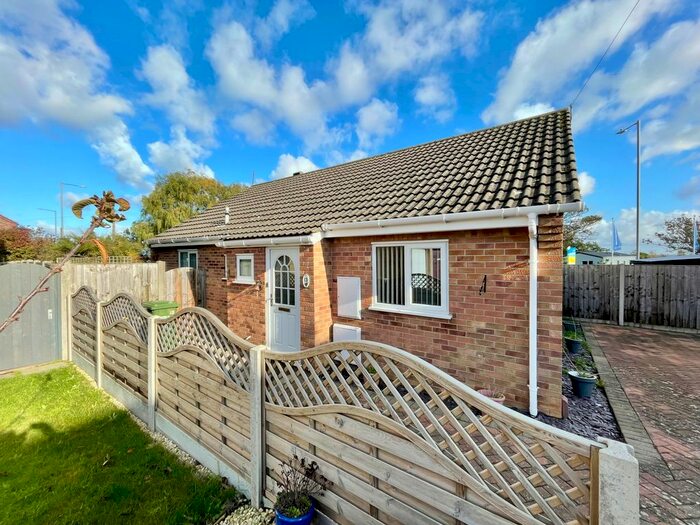 3 Bedroom Detached Bungalow For Sale In Charles Burton Close, Caister-On-Sea, NR30