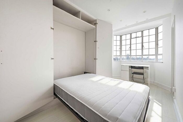 Studio To Rent In Chelsea Cloisters, Chelsea, SW3