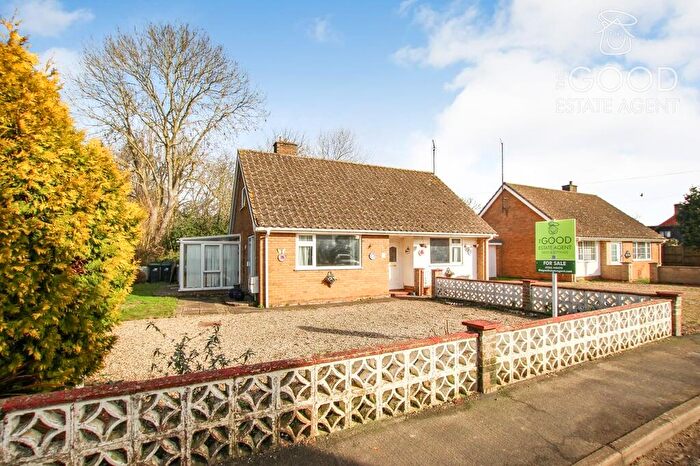 2 Bedroom Detached Bungalow For Sale In East Road, Isleham, CB7