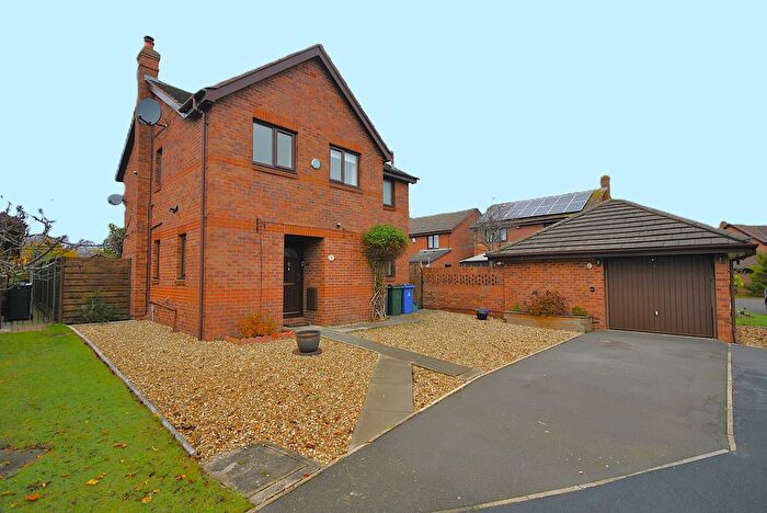 4 Bedroom Detached House For Sale In Dartmouth Road, Doncaster, DN4