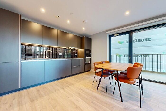 2 Bedroom Apartment To Rent In Hewson Way, London, SE17