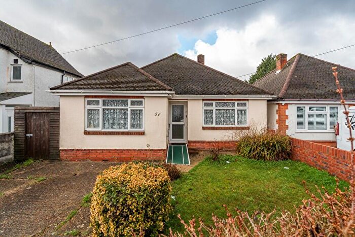 2 Bedroom Detached Bungalow For Sale In Valentine Avenue, Sholing, Hampshire, SO19