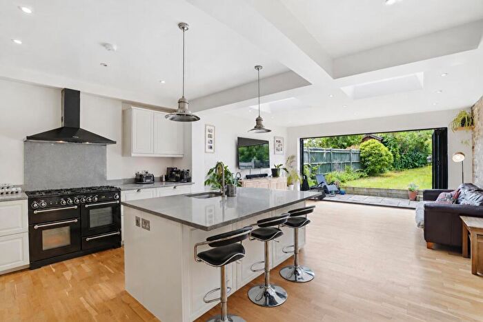 4 Bedroom House For Sale In Ticehurst Road, Forest Hill, London, SE23