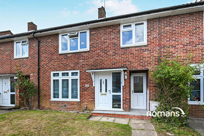 3 Bedroom Terraced House To Rent In Winchgrove Road, Bracknell, Berkshire, RG42