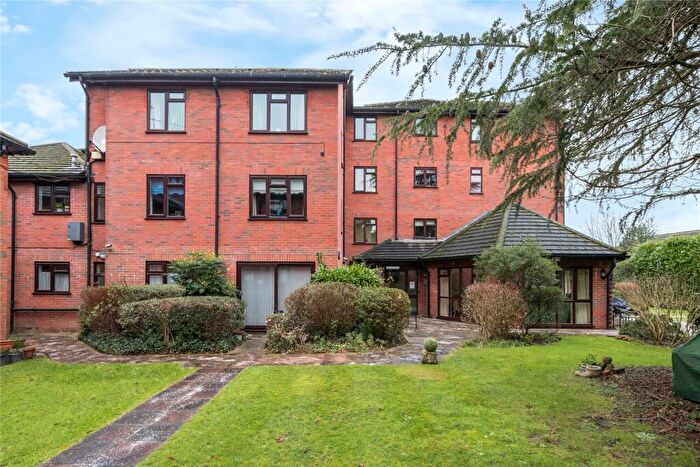 1 Bedroom Flat For Sale In Farnborough Common, Orpington, BR6