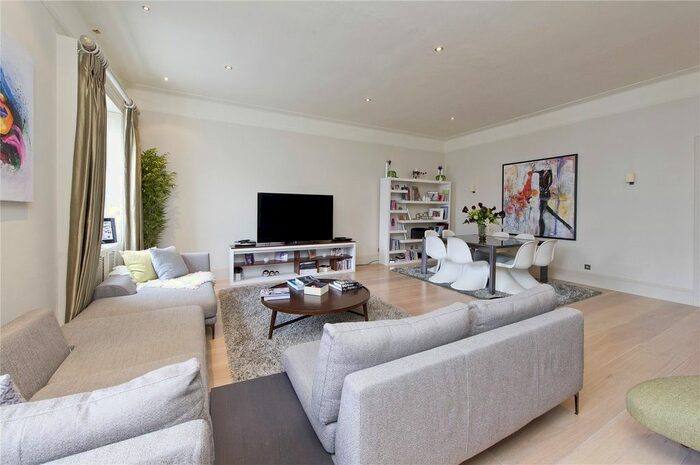 3 Bedroom Flat To Rent In Princes Gate, London, SW7