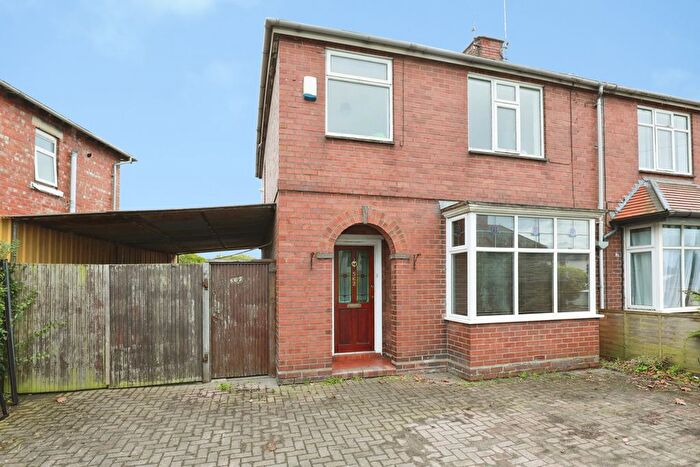 3 Bedroom Semi-Detached House For Sale In West Street, Crewe, Cheshire, CW2