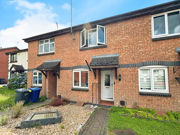 2 Bedroom Town House For Sale In Chaffinch Drive, Uttoxeter, ST14