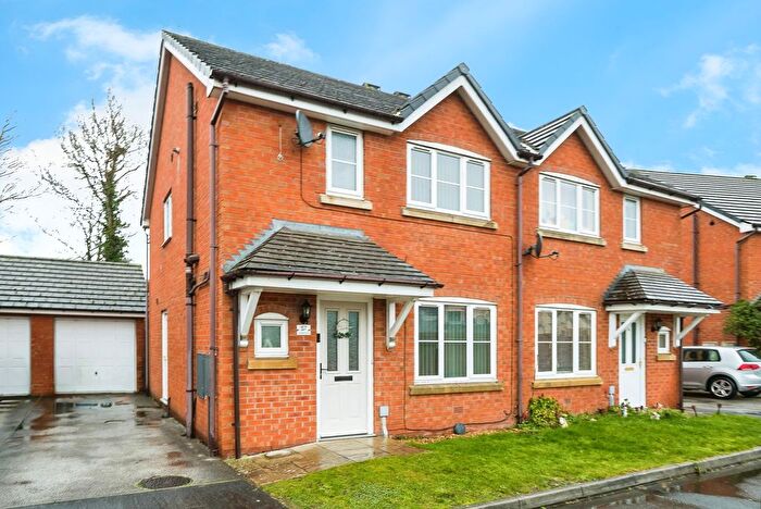3 Bedroom Semi-Detached House For Sale In Windmill Close, Buckley, Clwyd, CH7