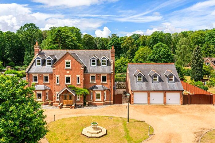 6 Bedroom Detached House For Sale In Ecton Lane, Sywell, Northamptonshire, NN6