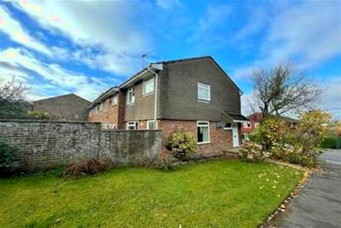 2 Bedroom House To Rent In Old Malling Way, Lewes, BN7