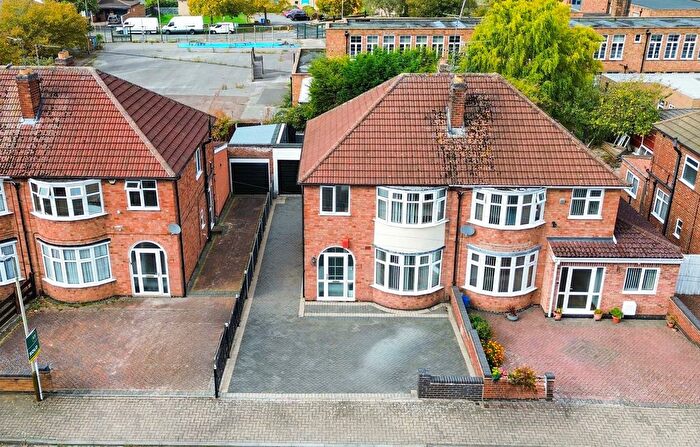 3 Bedroom Semi-detached House For Sale In Plymouth Drive, Evington, Leicester, LE5