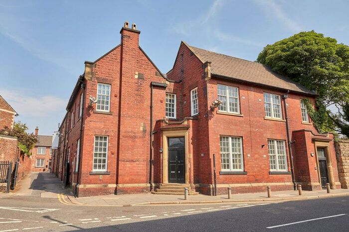 Flat To Rent In Sandyford Road, Newcastle Upon Tyne, Tyne And Wear., NE2