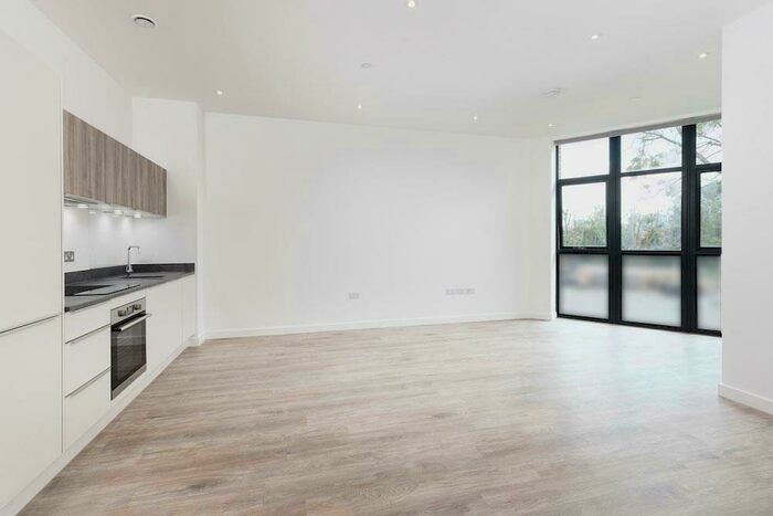 1 Bedroom Apartment To Rent In Swindon, Wiltshire, SN2