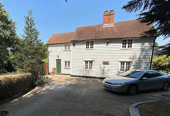 3 Bedroom Detached House For Sale In Old Church Hill, Basildon, Essex, SS16