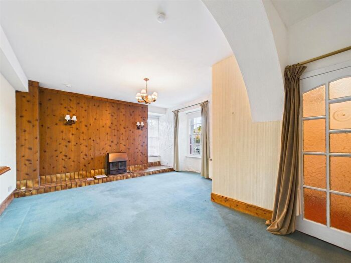 3 Bedroom Detached Bungalow For Sale In Glenearn, Forgandenny, Perthshire, PH2