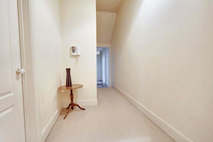 2 Bedroom Apartment To Rent In Princess Road East, Leicester, LE1