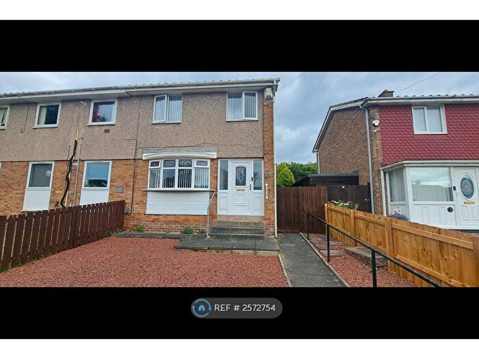 3 Bedroom End Of Terrace House To Rent In Gateshead, Gateshead, NE9