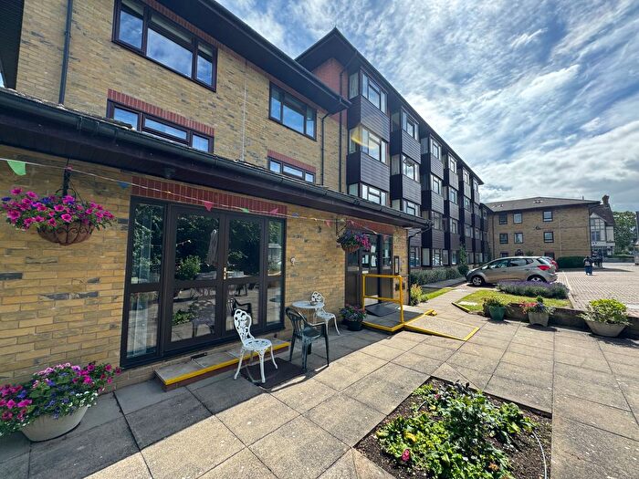 Property For Sale In Red Lodge Road, West Wickham, BR4