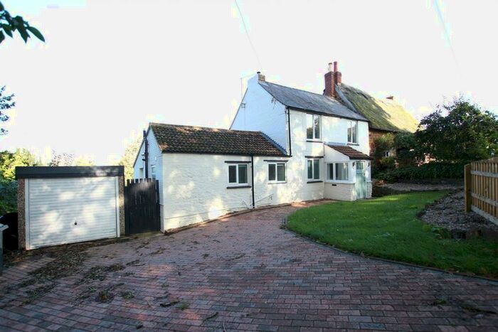 2 Bedroom House To Rent In Back Lane, Hardingstone, Northampton, NN4