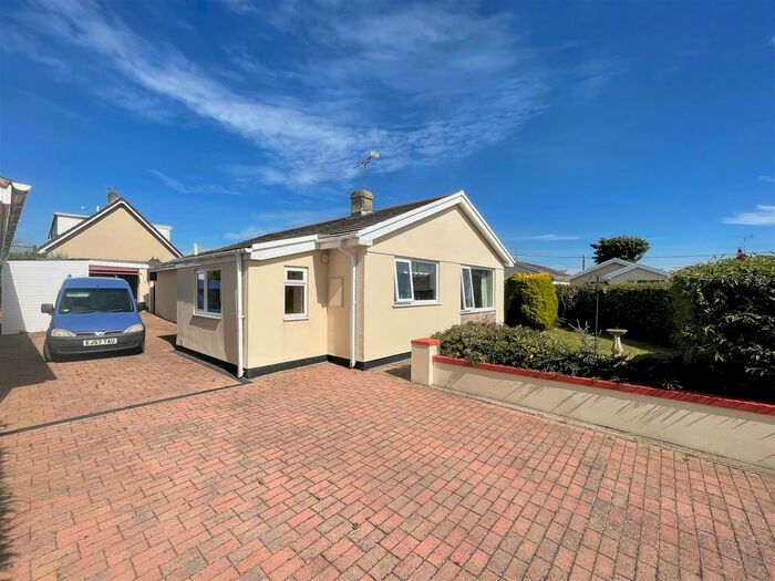 3 Bedroom Bungalow To Rent In St. Brides View, Roch, Haverfordwest, SA62