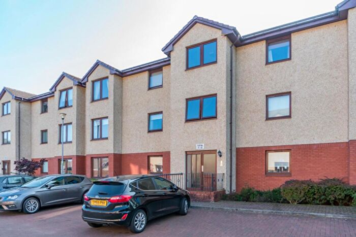 2 Bedroom Flat To Rent In Goldcrest Court, Wishaw, Lanarkshire, ML2