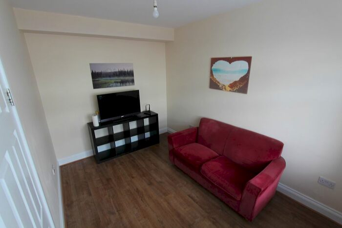 4 Bedroom Terraced House To Rent In Norman Road, Ilford, IG1