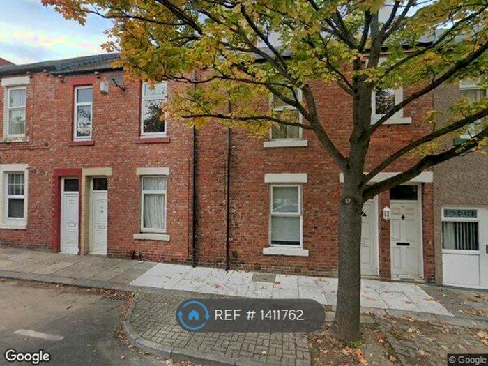 1 Bedroom Flat To Rent In Vine Street, South Shields, NE33