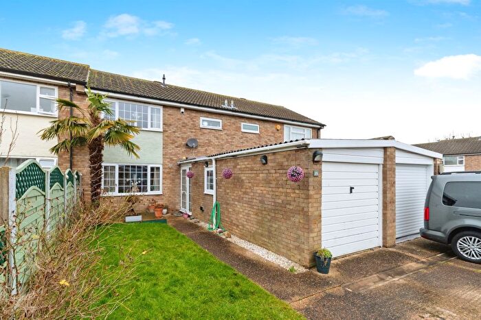 3 Bedroom Terraced House For Sale In Upper Maylins, Letchworth Garden City, SG6