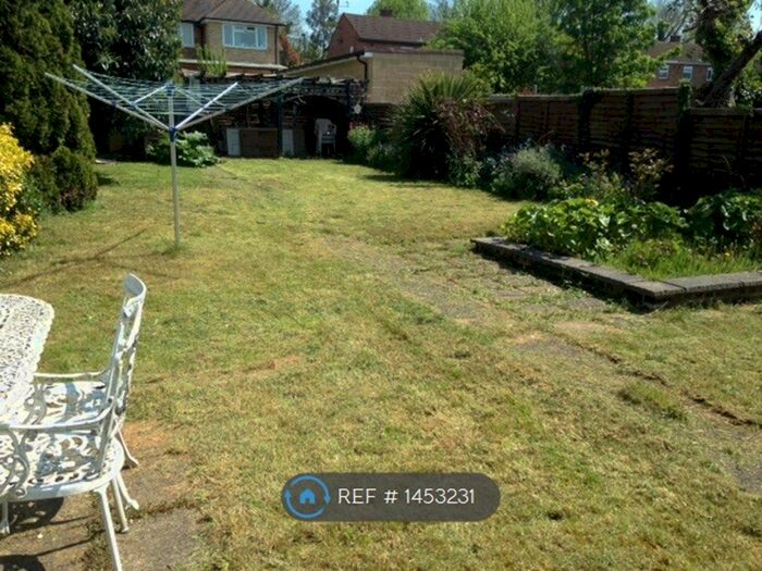 4 Bedroom Terraced House To Rent In Curls Road, Maidenhead, SL6