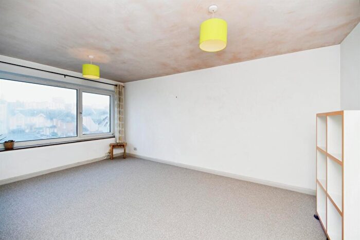 Studio For Sale In Arundel Street, Brighton, BN2