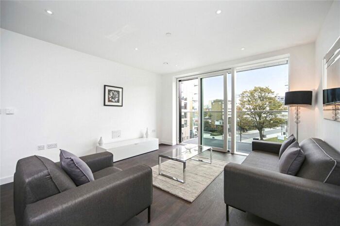 2 Bedroom Apartment To Rent In Skyline Apartments, London, N4