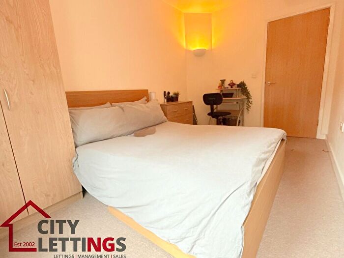 2 Bedroom Apartment To Rent In Portland Square, Arboretum, NG7