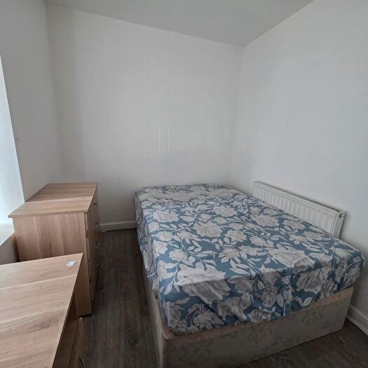 Property To Rent In Brook Street, Pontypridd, CF37