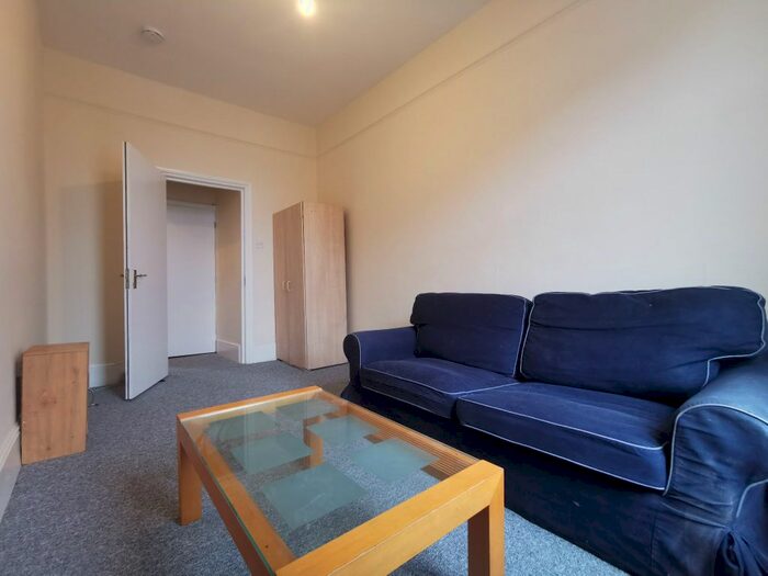 1 Bedroom Property To Rent In High Road, London, NW10