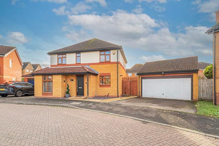 4 Bedroom Property To Rent In Blanchard Grove, Enfield, EN3