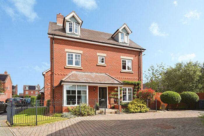 4 Bedroom Detached House For Sale In Swinyard Road, Malvern, WR14