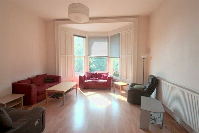 3 Bedroom Apartment To Rent In Jesmond, Newcastle Upon Tyne, NE2