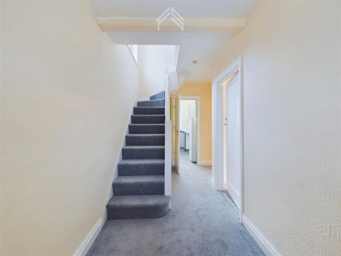4 Bedroom Property To Rent In Vista Way, Harrow, HA3